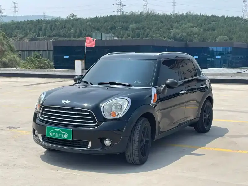 MINI Countryman, 2012