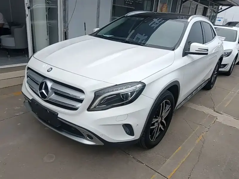 Mercedes-Benz GLA, 2016 — фото 1