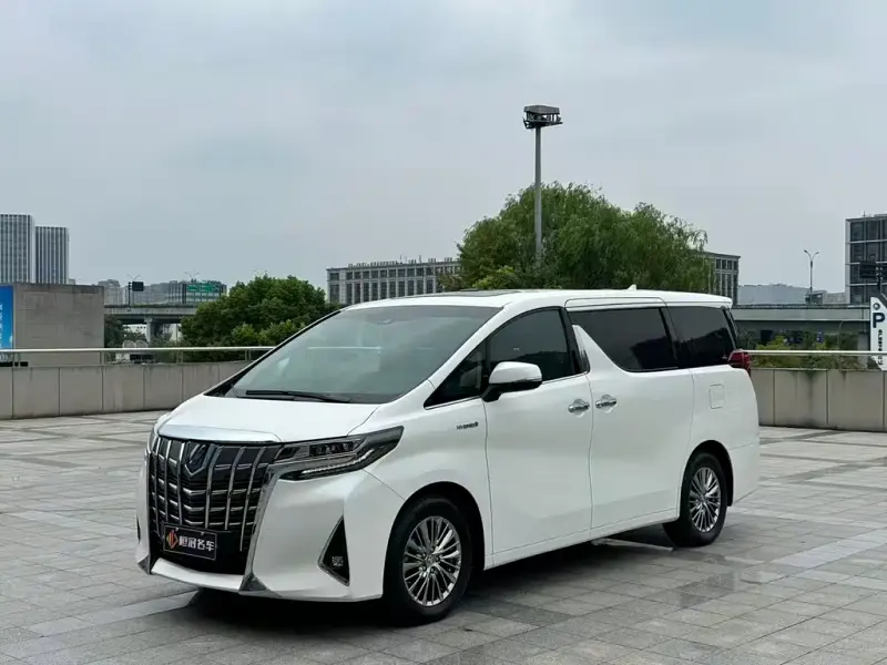 Toyota Alphard, 2022
