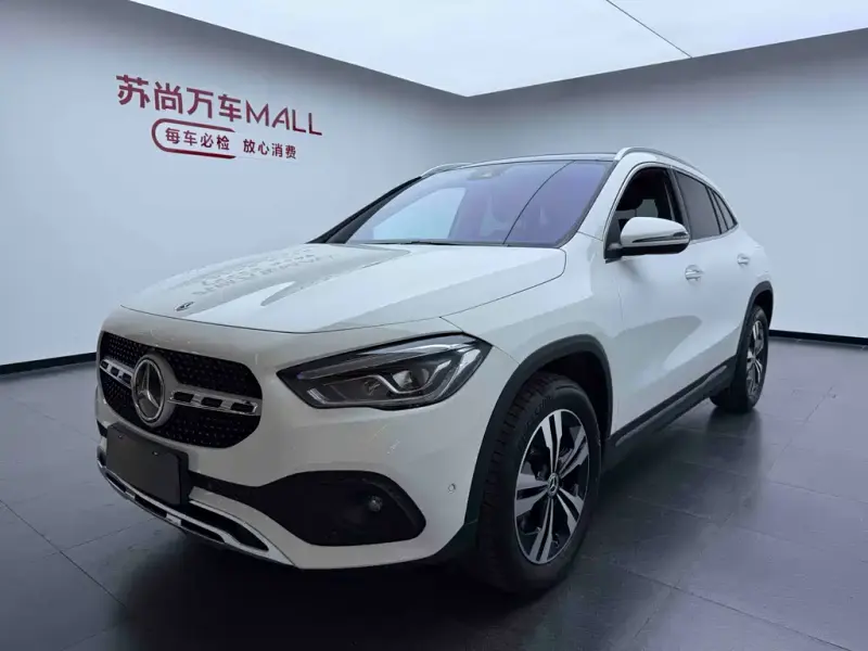 Mercedes-Benz GLA, 2023 — фото 1