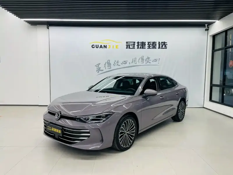 Volkswagen Passat, 2024