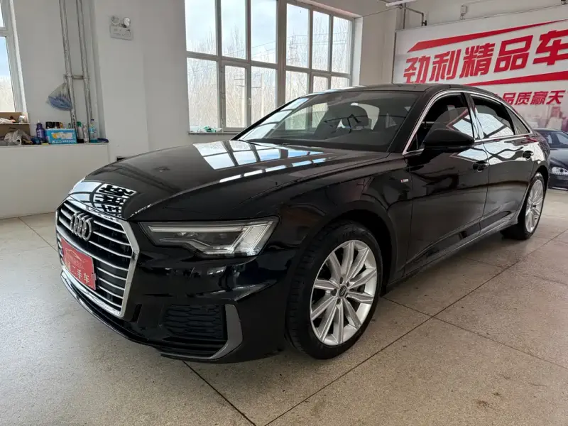 Audi A6L, 2021