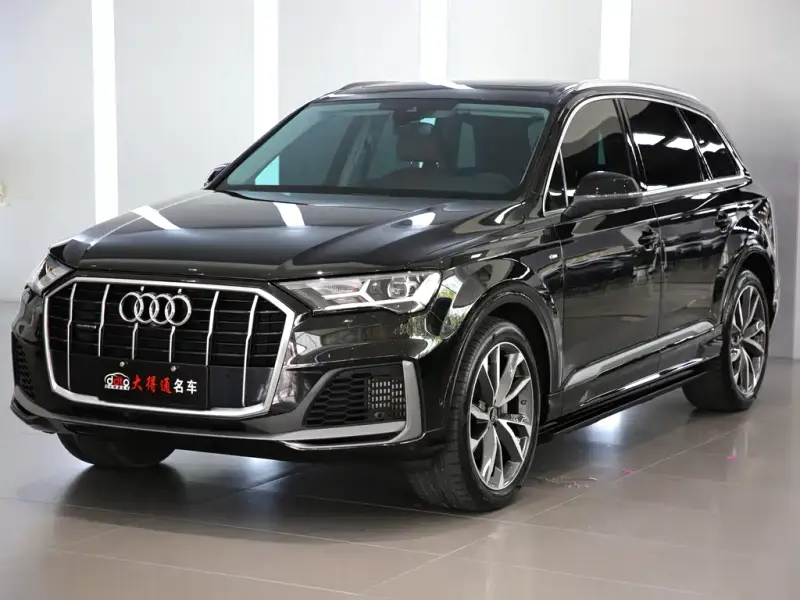 Audi Q7, 2022 — фото 1