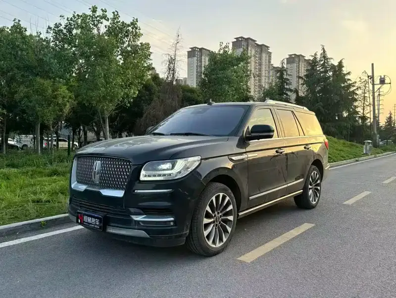Lincoln Navigator, 2020 — фото 1