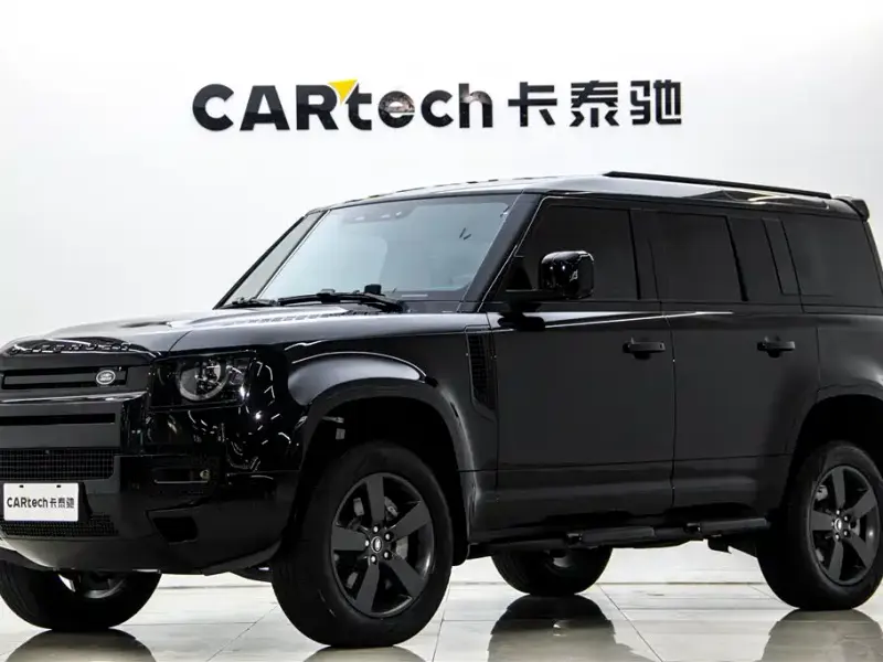 Land Rover Defender, 2025