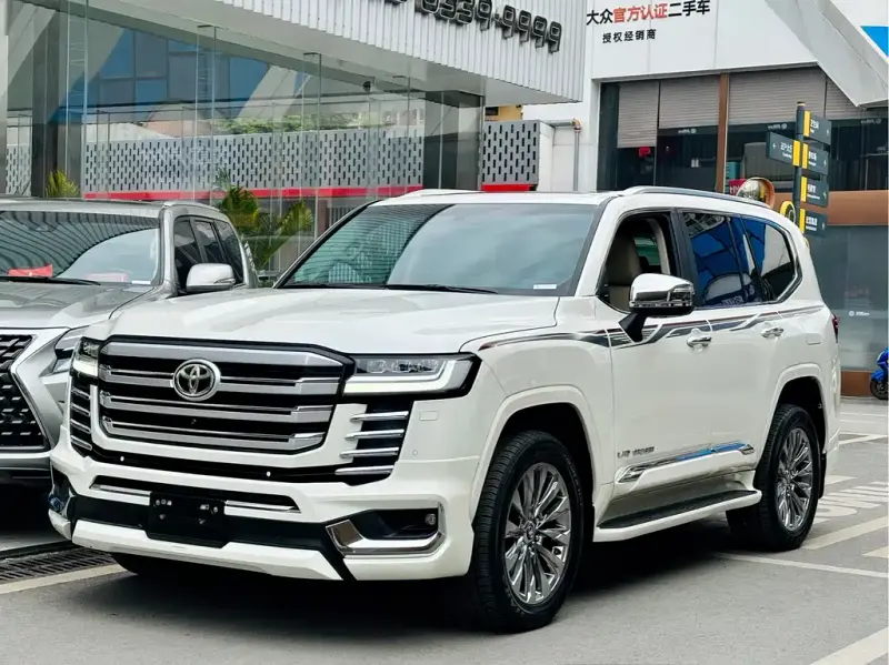 Toyota Land Cruiser, 2025
