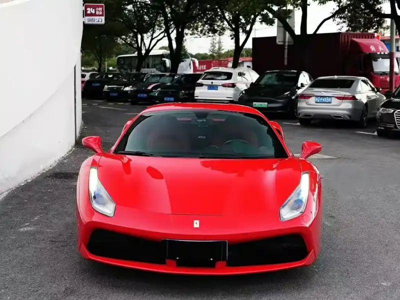 Ferrari 488, 2018