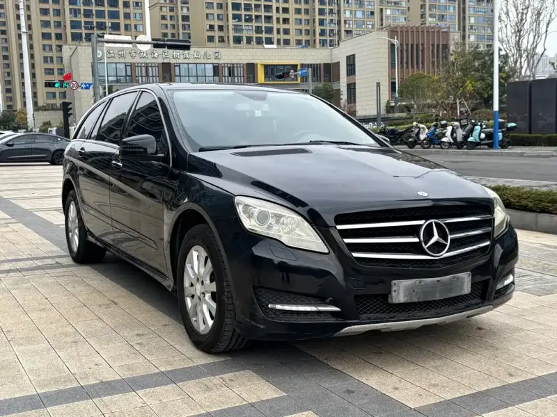 Mercedes-Benz R-Class, 2011