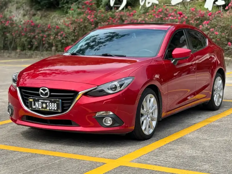 Mazda 3 Axela, 2016