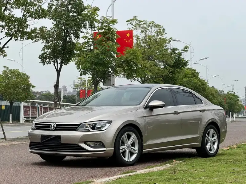 Volkswagen Lamando, 2015