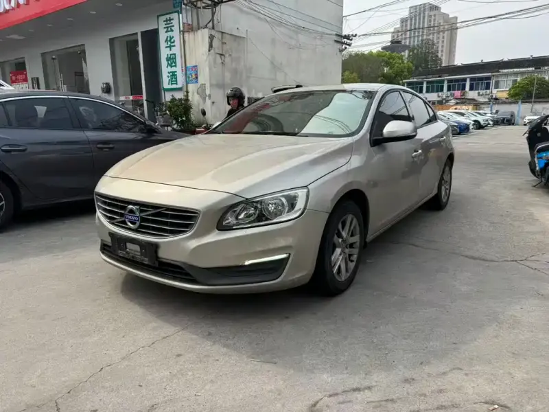 Volvo S60, 2016