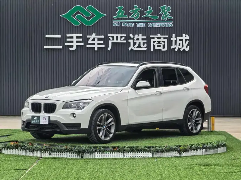 BMW X1, 2014 — фото 1