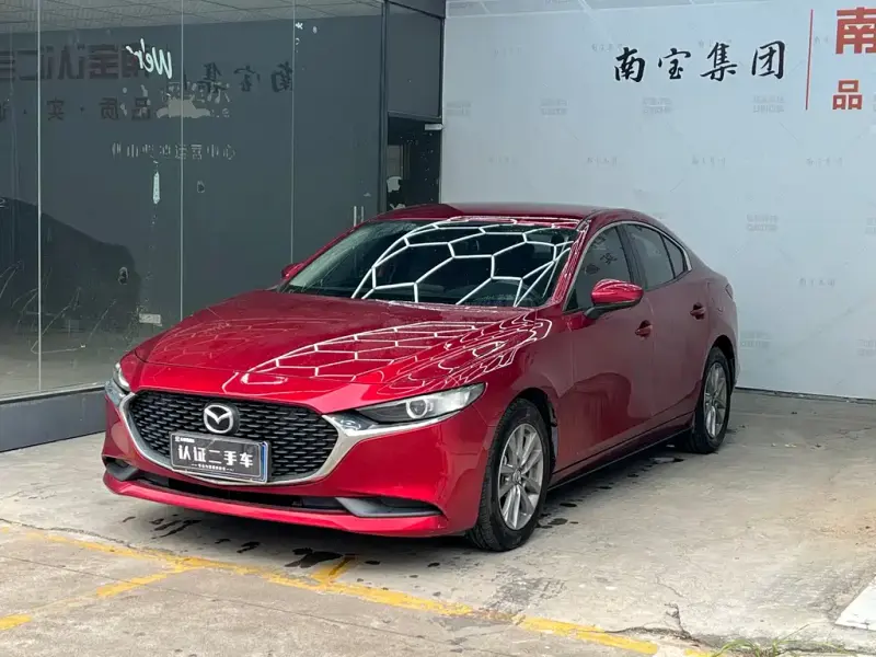 Mazda 3 Axela, 2022