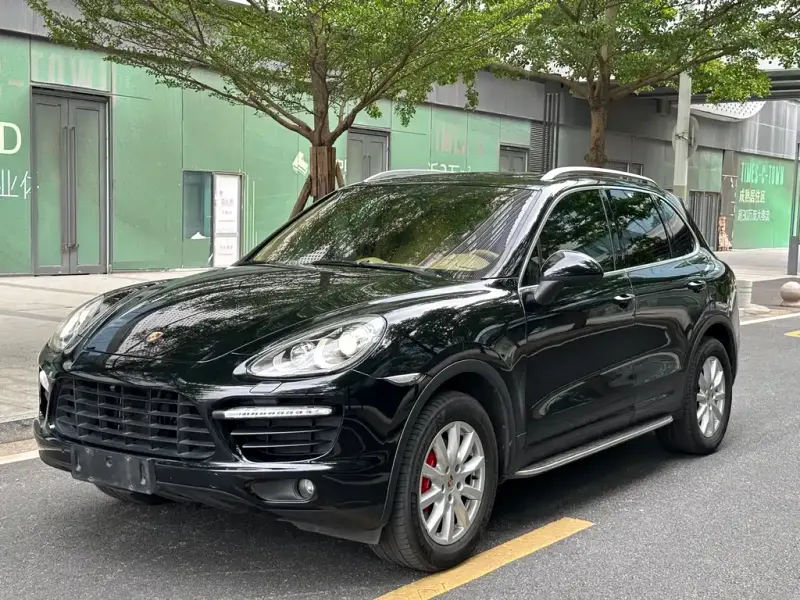 Porsche Cayenne, 2012