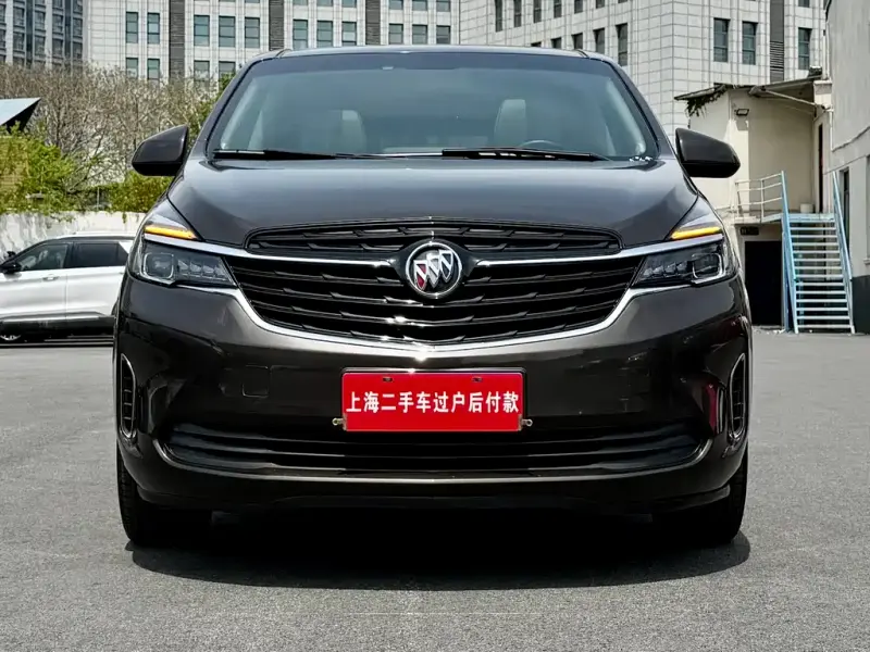 Buick GL8, 2021
