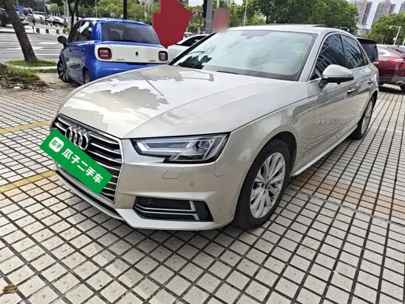 Audi A4L, 2019