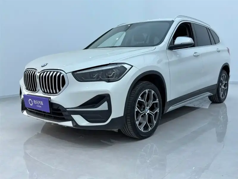 BMW X1, 2022 — фото 1