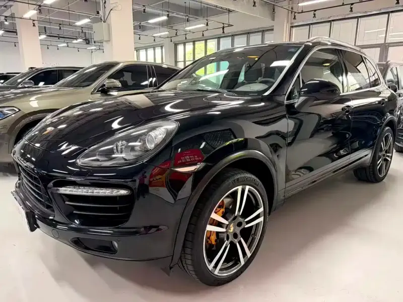 Porsche Cayenne, 2014