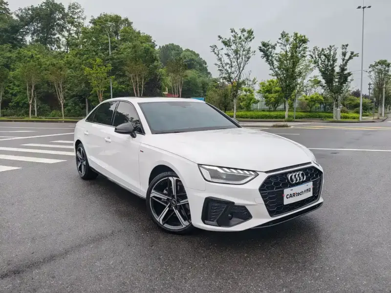 Audi A4L, 2023