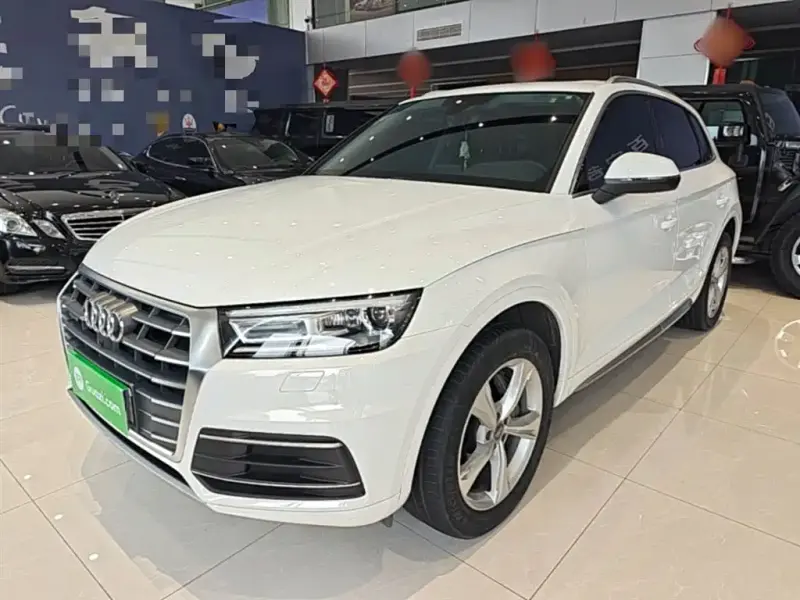 Audi Q5L, 2020