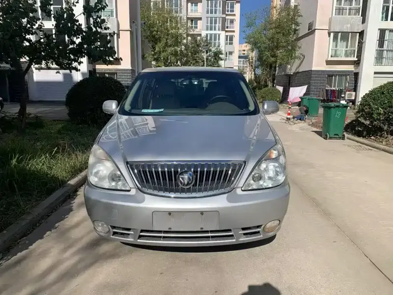 Buick GL8, 2016