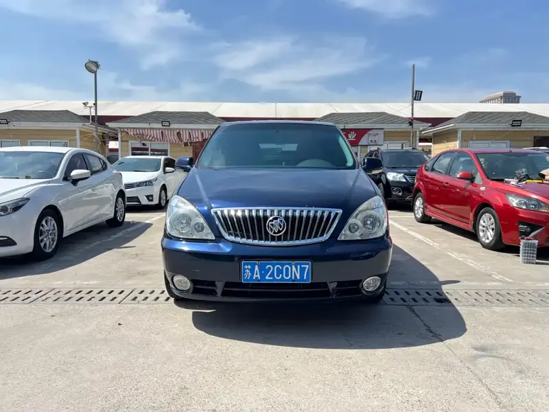 Buick GL8, 2014
