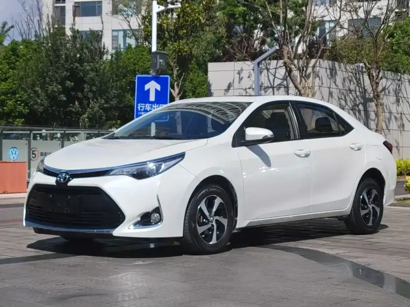 Toyota Levin, 2018 — фото 1