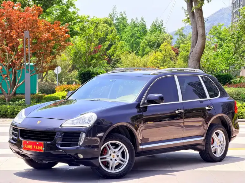 Porsche Cayenne, 2010