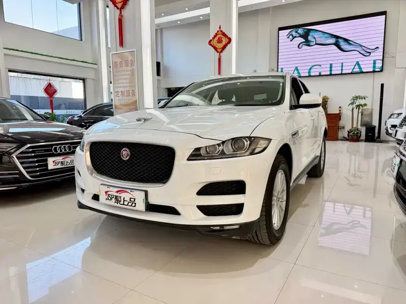 Jaguar F-PACE, 2017
