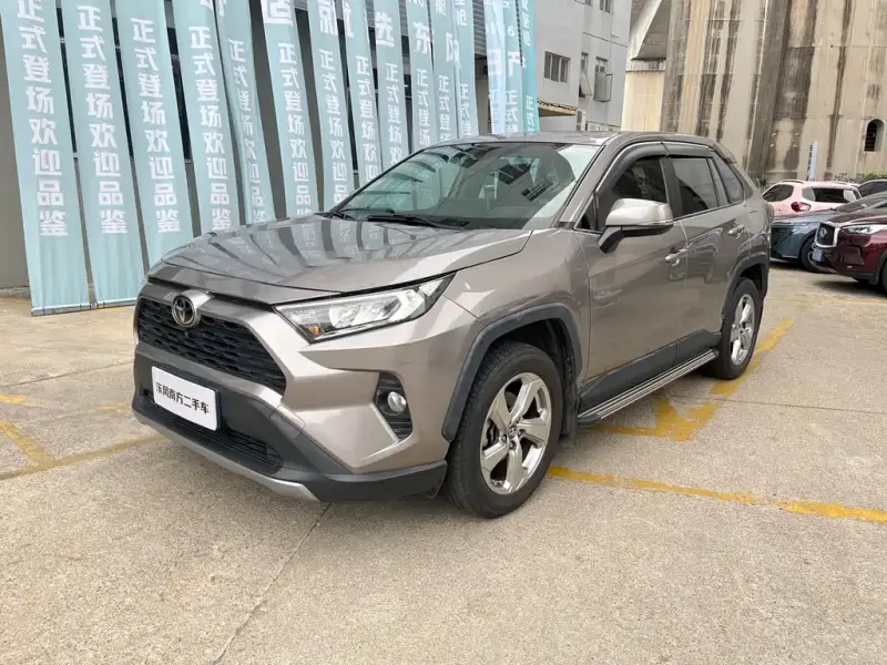 Toyota RAV4, 2020