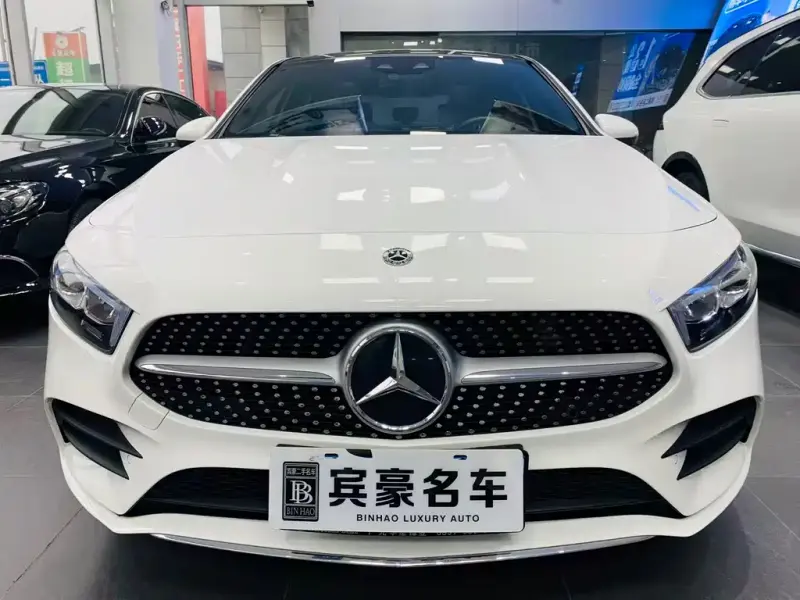 Mercedes-Benz A-Class, 2020 — фото 1