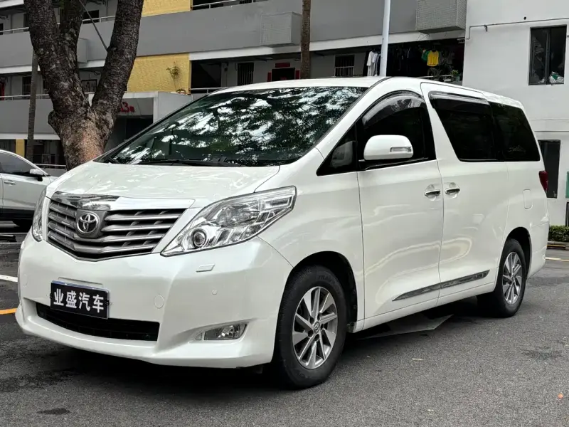 Toyota Alphard, 2010