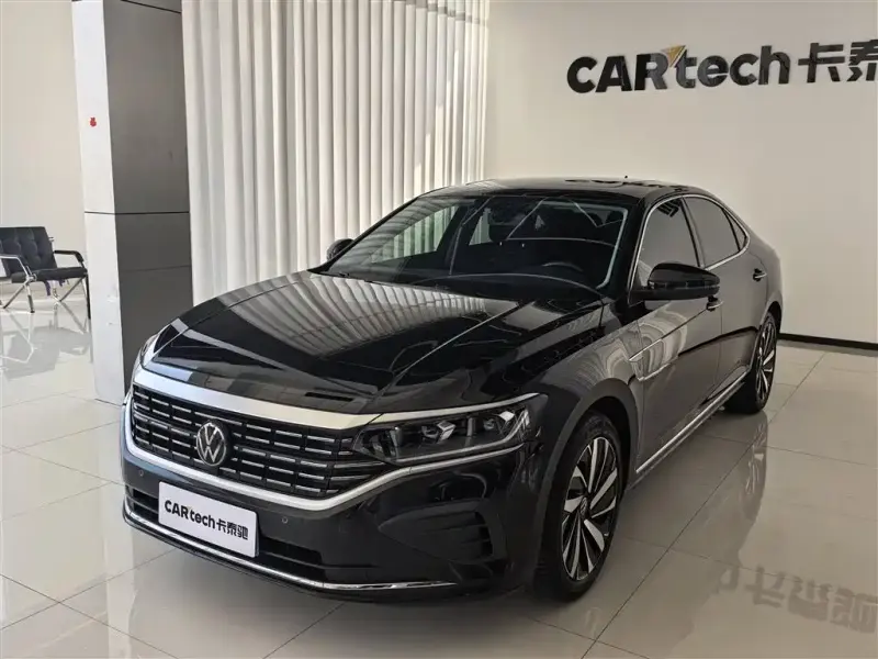 Volkswagen Passat, 2024