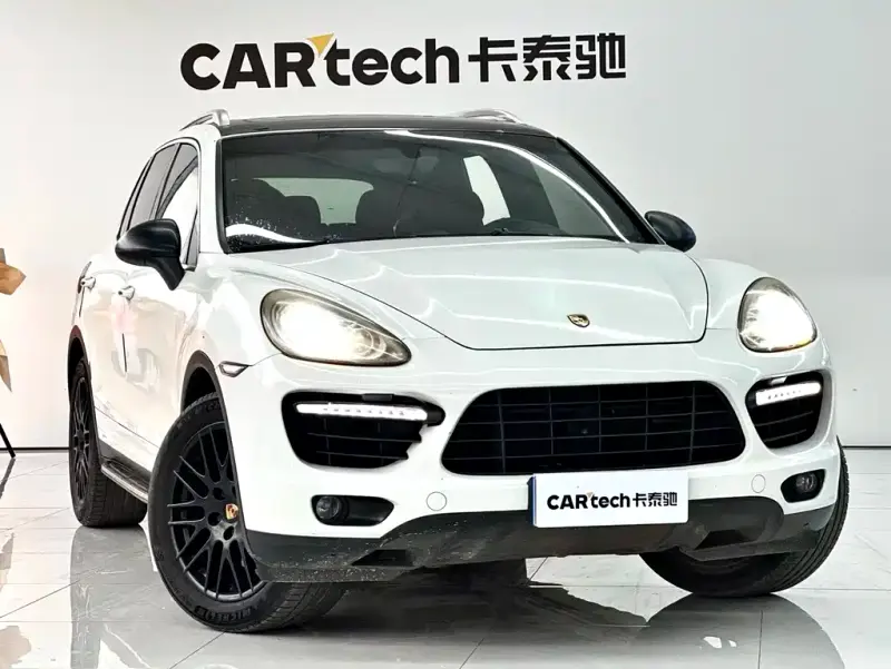 Porsche Cayenne, 2013