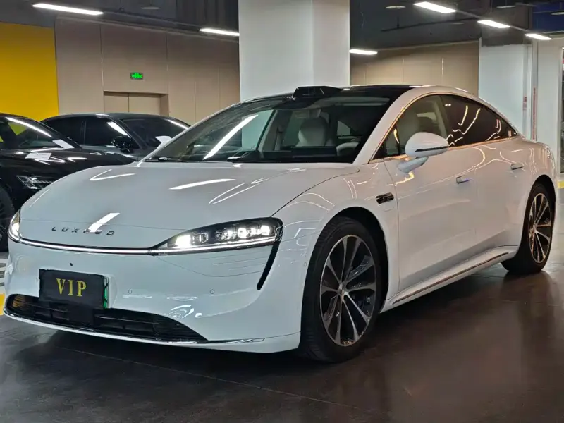 Luxeed Zhijie S7, 2025