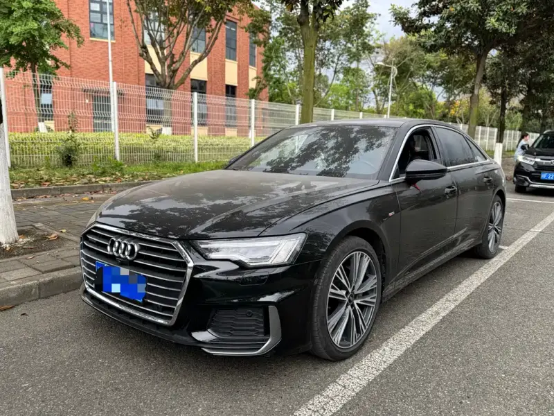 Audi A6L, 2022
