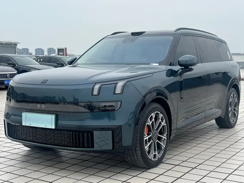 Lynk & Co 900, 2025