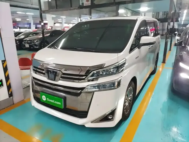 Toyota Vellfire, 2022