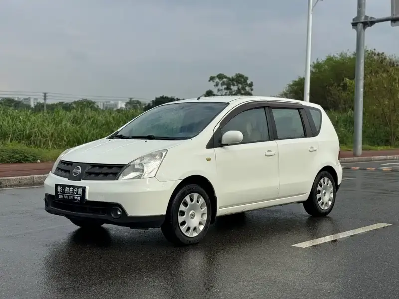 Nissan Livina, 2008