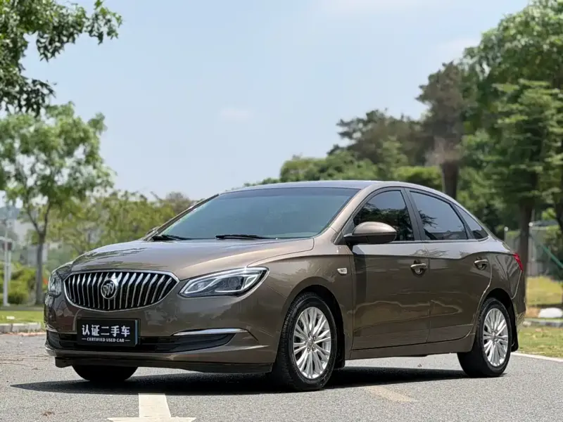 Buick Excelle, 2016