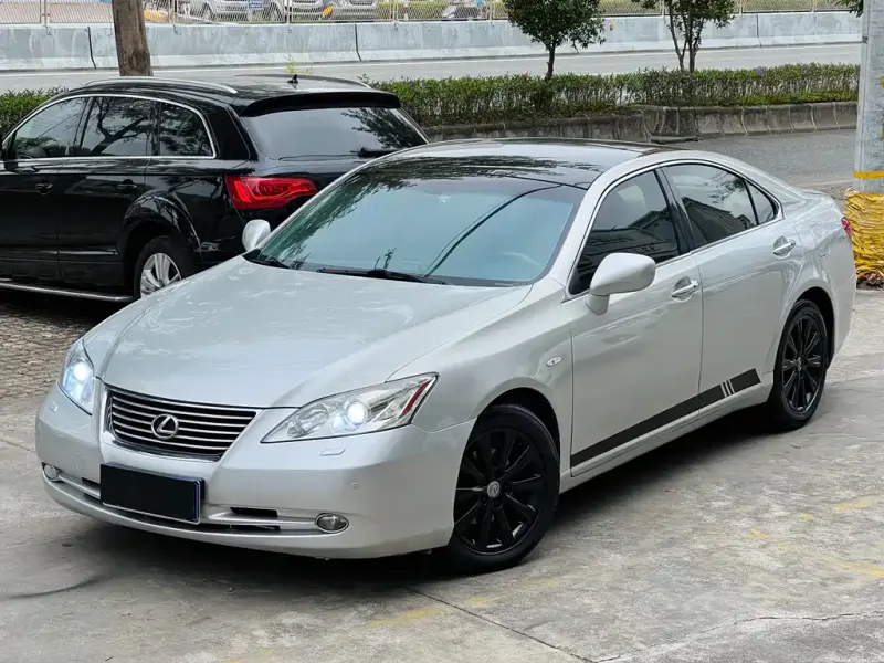 Lexus ES, 2008