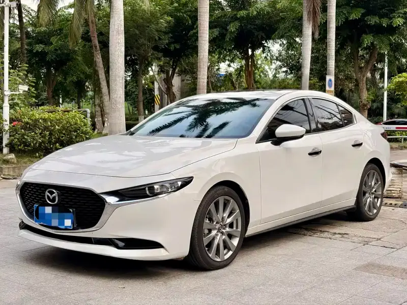 Mazda 3 Axela, 2022