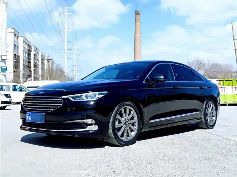 Ford Taurus, 2022