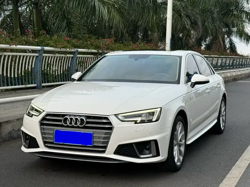 Audi A4L, 2019