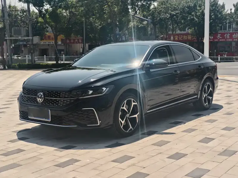 Volkswagen Passat, 2025