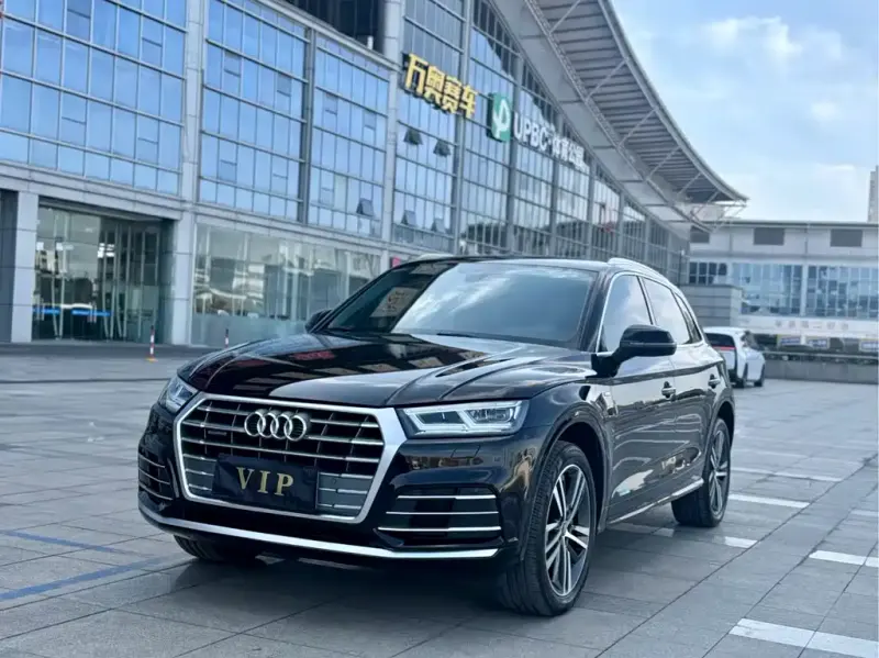 Audi Q5L, 2021 — фото 1