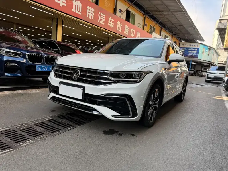 Volkswagen Tiguan L, 2024