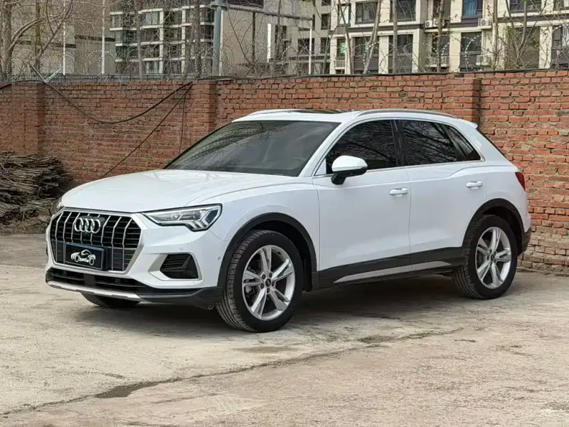 Audi Q3, 2022