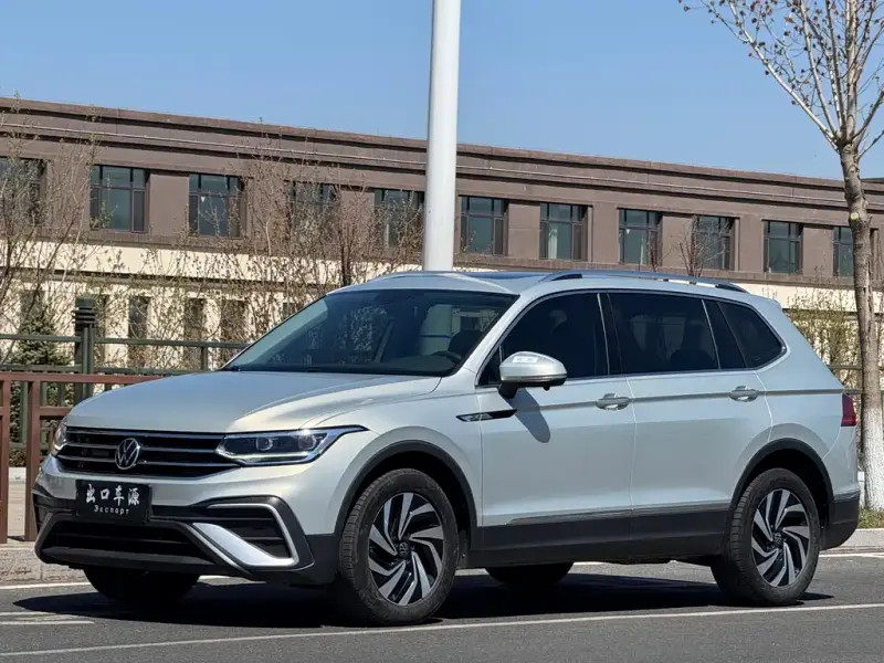 Volkswagen Tiguan L, 2023