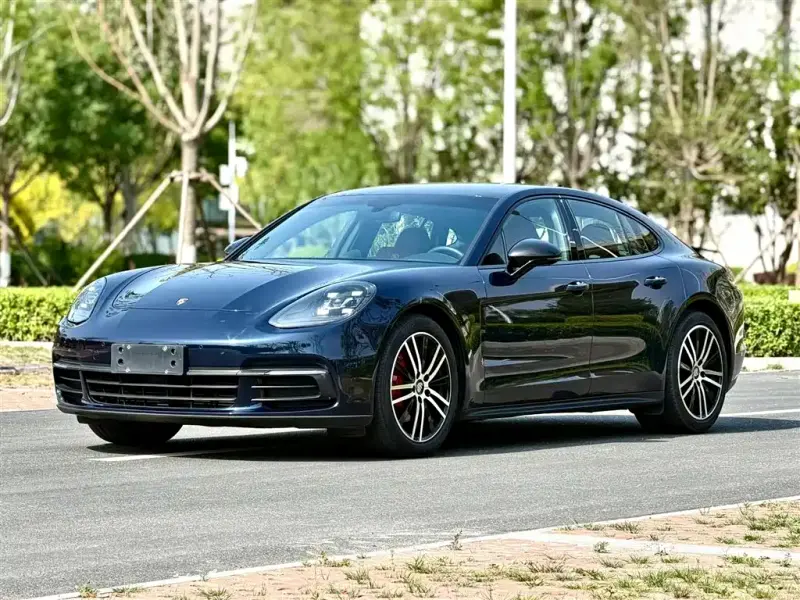 Porsche Panamera, 2018